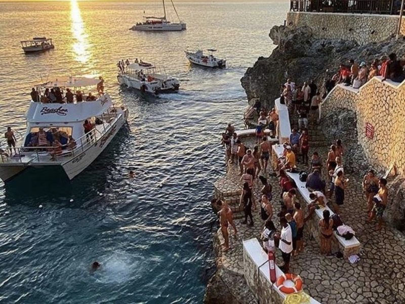 Ricks Cafe and Negril Beach Tour