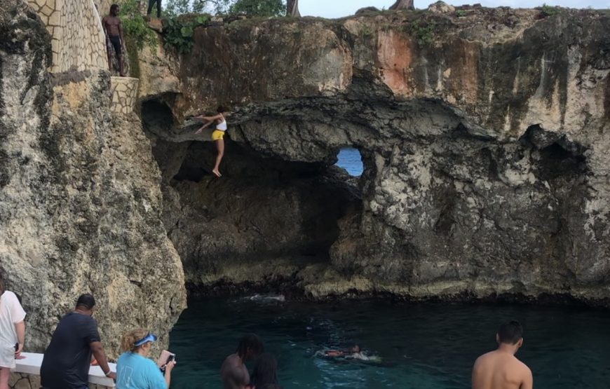 Ricks Cafe and Negril Beach Tour