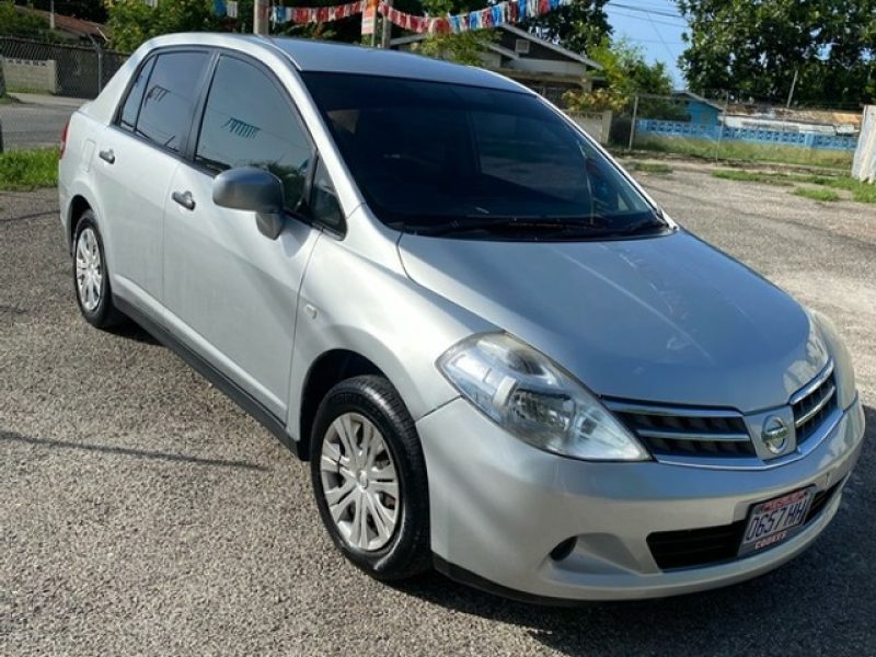 2011 Nissan Tiida