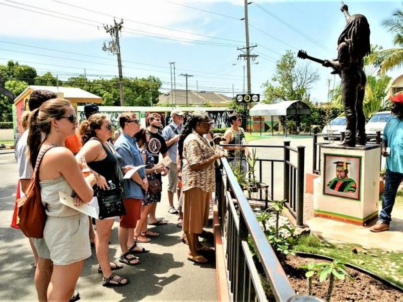 Day Trip to Bob Marley’s Nine Mile from Runaway Bay