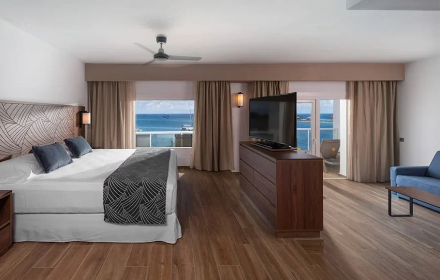 Suite with sea view