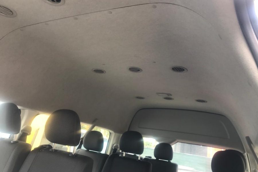 Toyota Hiace – 15 Seater